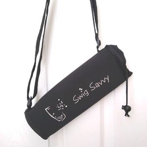 Swig savvy carrying pouch, single beverage tote bag, crossbody, in black